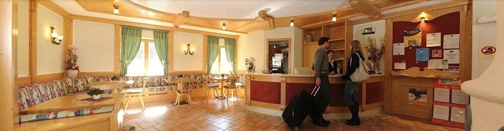 Residence Kristall- Fiemme Holidays Предацо Екстериор снимка
